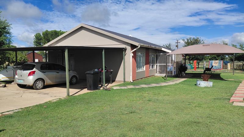 6 Bedroom Property for Sale in Ferreira Free State